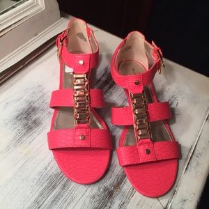 NWOT Hot Pink Snakeskin Sandals