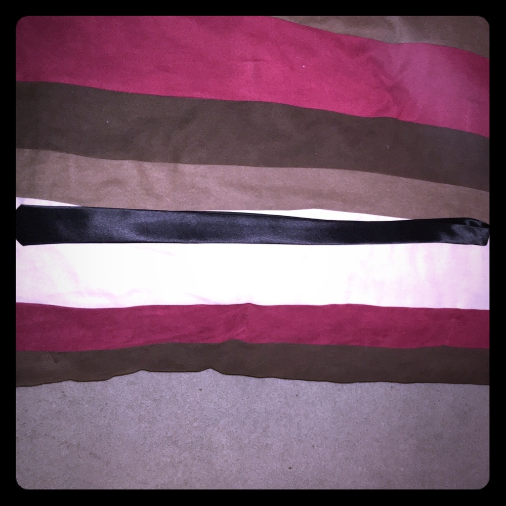 Men's silky black skinny tie
