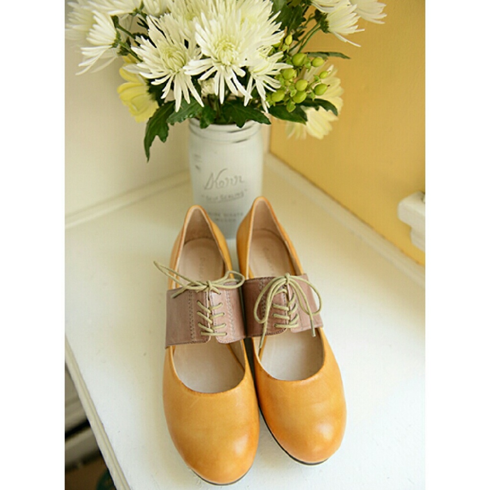 FINAL SALE: Chocolate Blu Marigold/Taupe MaryJanes - Picture 1 of 4