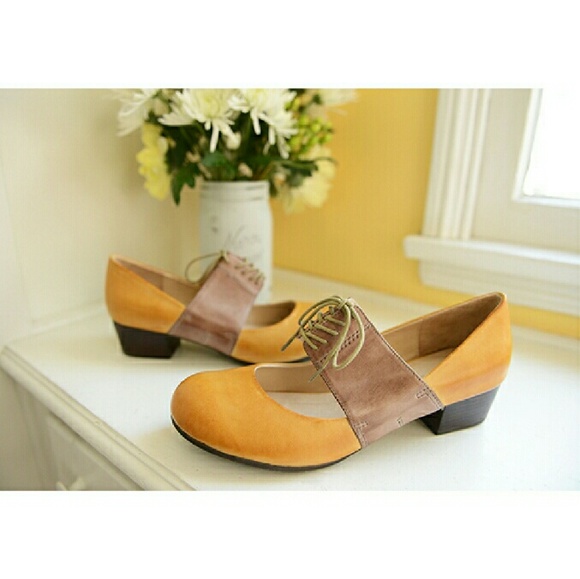 FINAL SALE: Chocolate Blu Marigold/Taupe MaryJanes - Picture 2 of 4