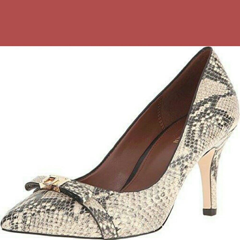 Cole Haan  Signature  Pump