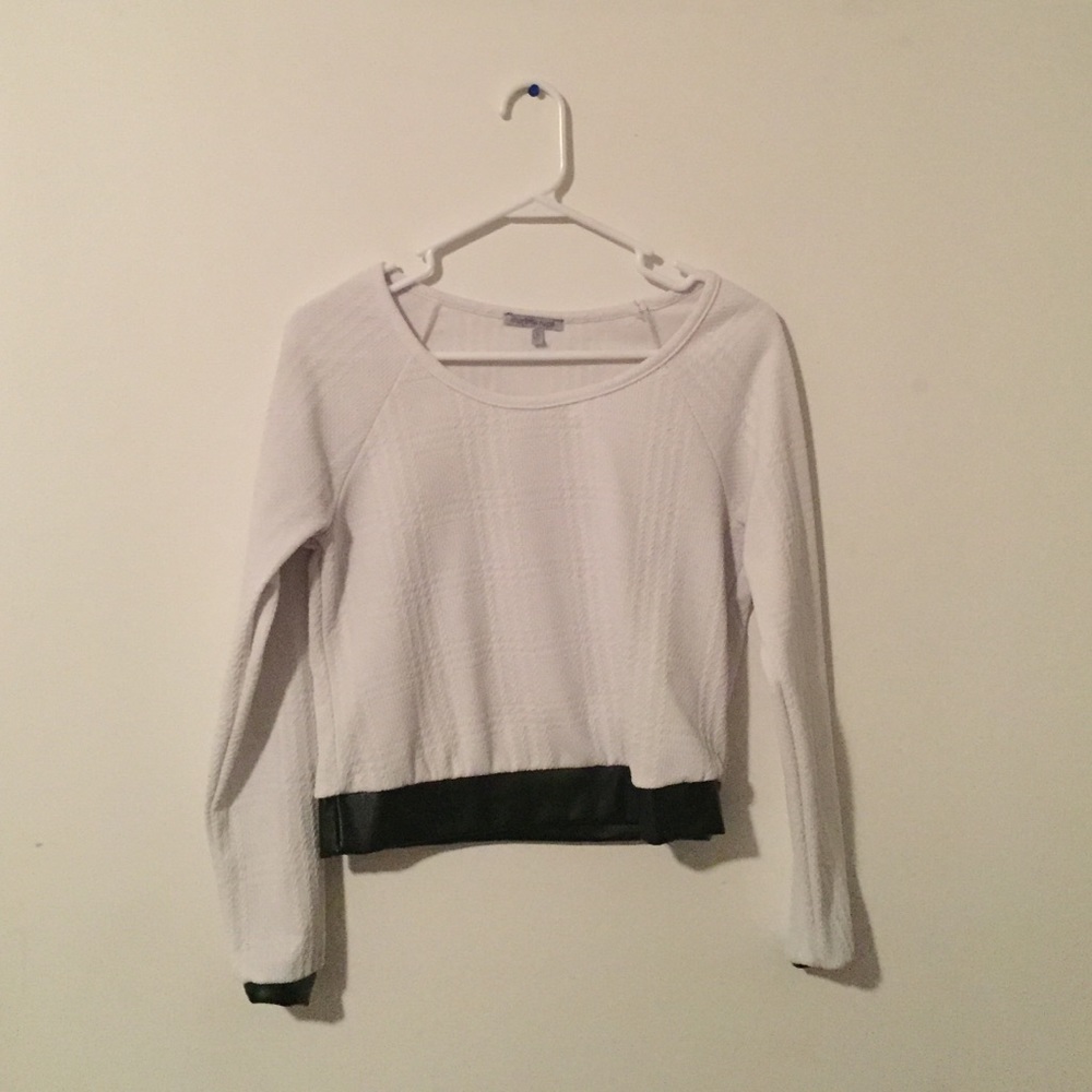 White crop top with leather strip at bottom