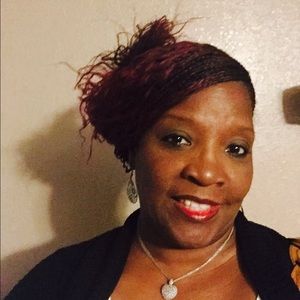 Meet your Posher, Kaye