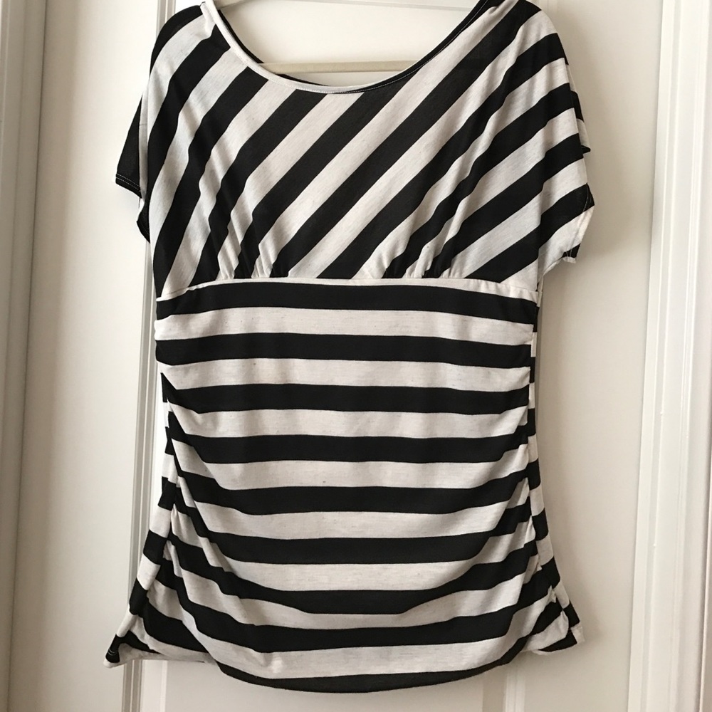 XL stripped Blouse with lace back