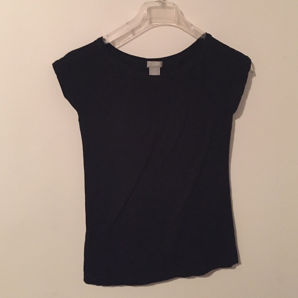 Simple black t shirt with design on neckline