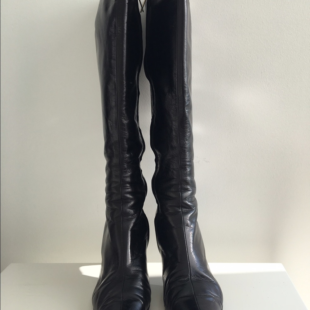 Boots - Picture 2 of 3