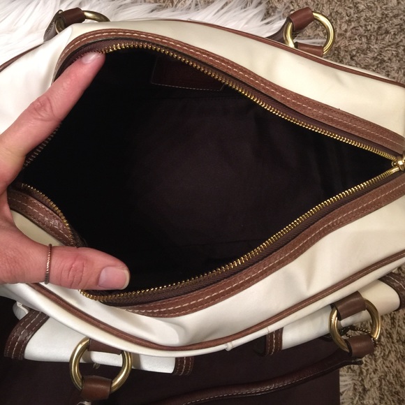 Coach - Picture 4 of 8