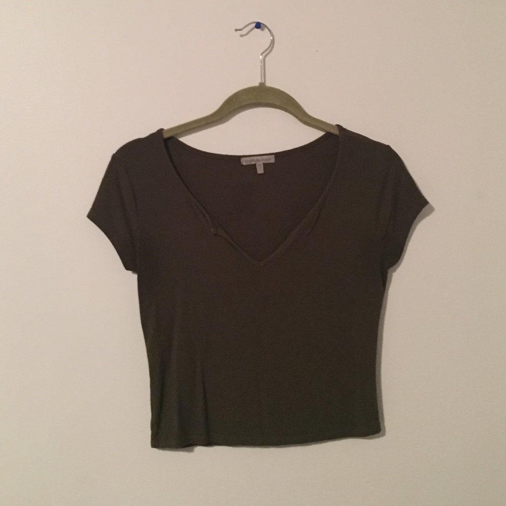 Green v neck crop top