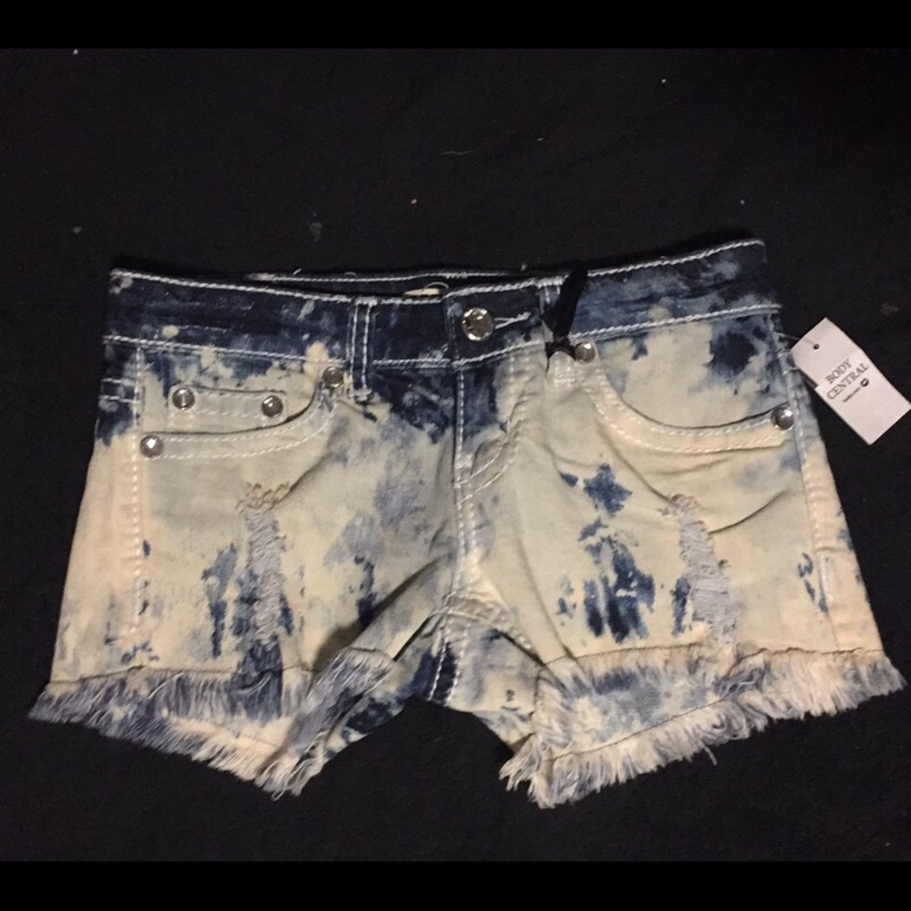 Tye dye/ bleached distress Jean shorts