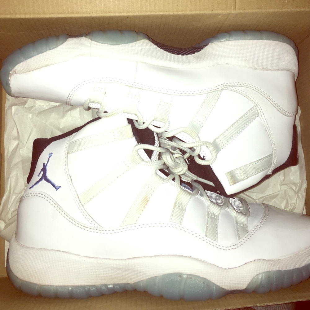 Air jordan 11 legend blue
