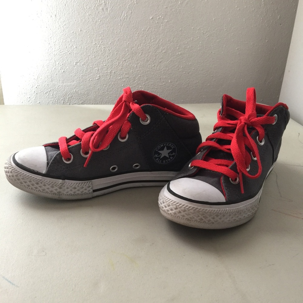 Kids gray converse All Stars *Great Condition"