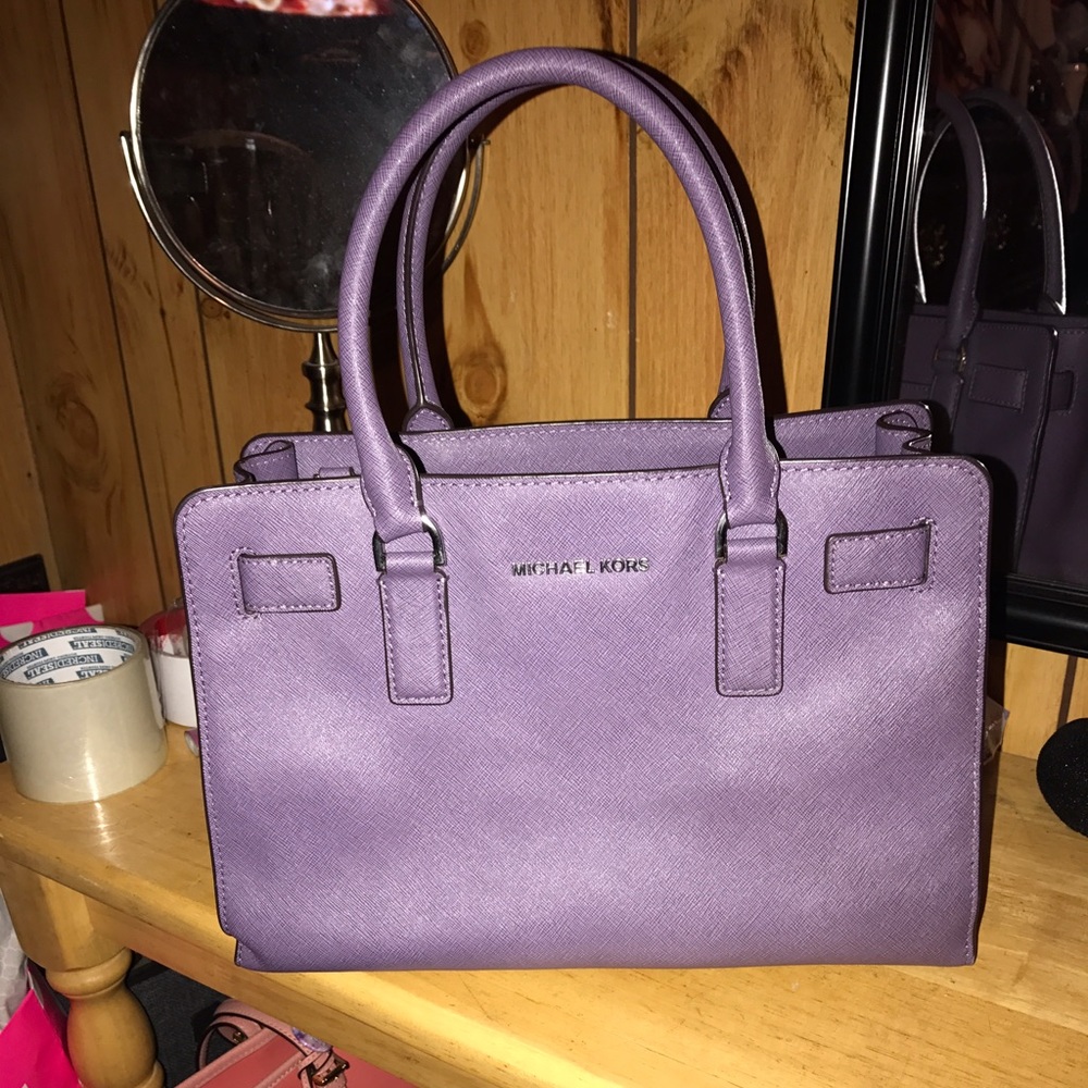 💋💋SOLD💋💋