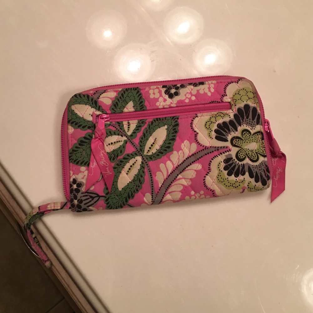 Vera Bradley wallet. Gently used