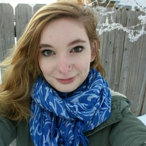 Meet your Posher, Rebecca