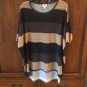 LulaRoe stripe Irma size Large ✌🏾🌻🛍