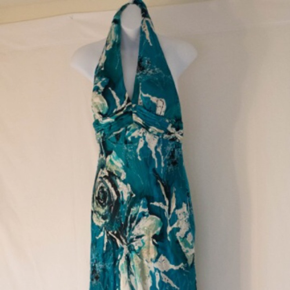 Adriana Papel Evening Gown