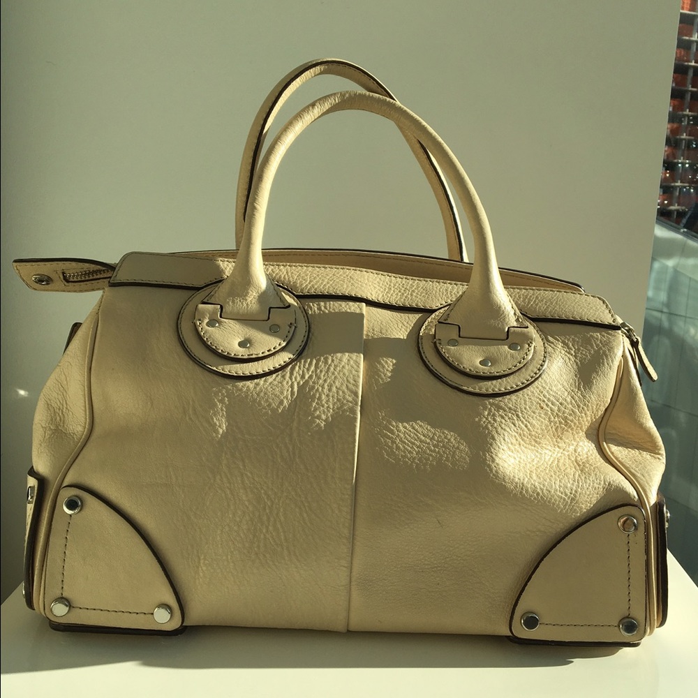 Handbag - Picture 3 of 4
