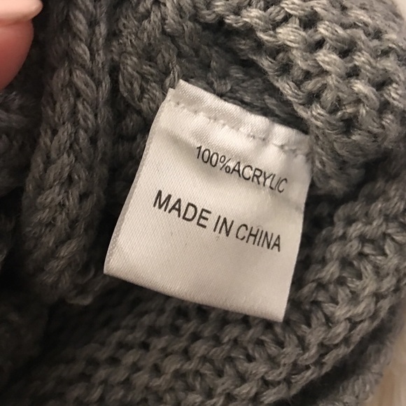 Crop Sweater - Picture 4 of 4