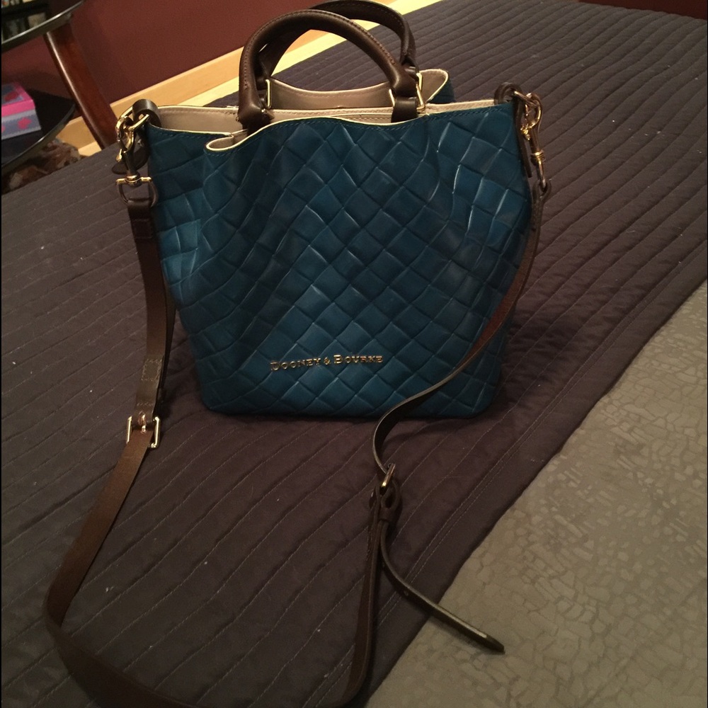 Dooney & Bourke