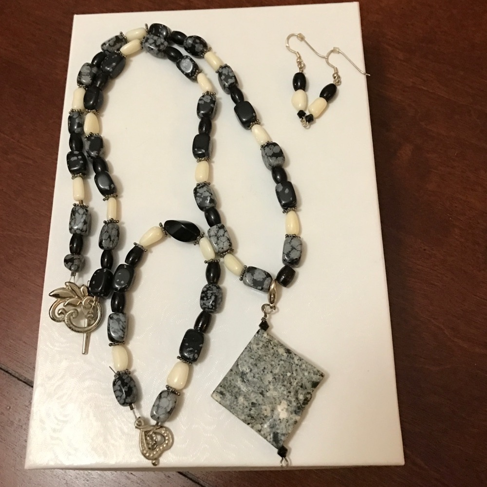 💗Three piece set of genuine stone is gorgeous!