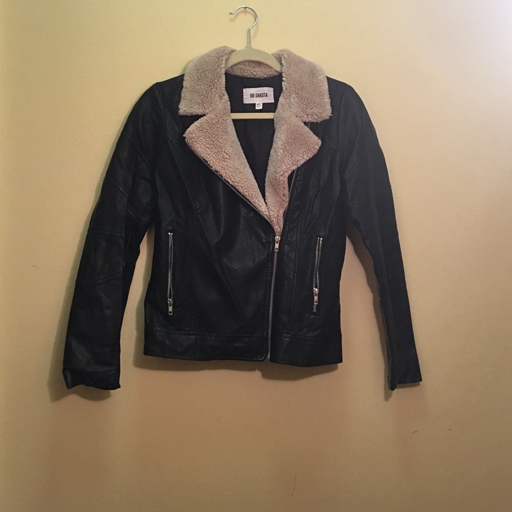 BB Dakota Leather Jacket. Barely worn (1x).