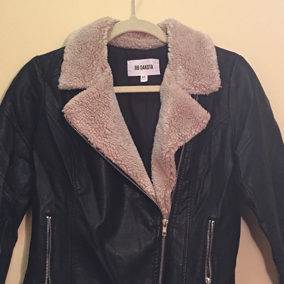 BB Dakota Leather Jacket. Barely worn (1x). - Picture 2 of 4