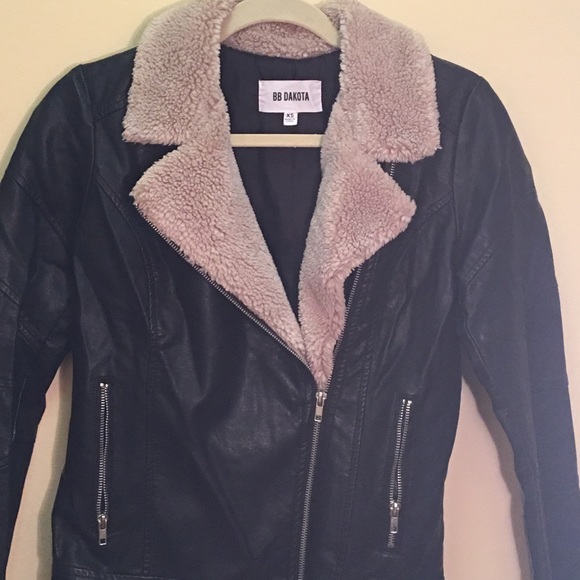 BB Dakota Leather Jacket. Barely worn (1x). - Picture 3 of 4
