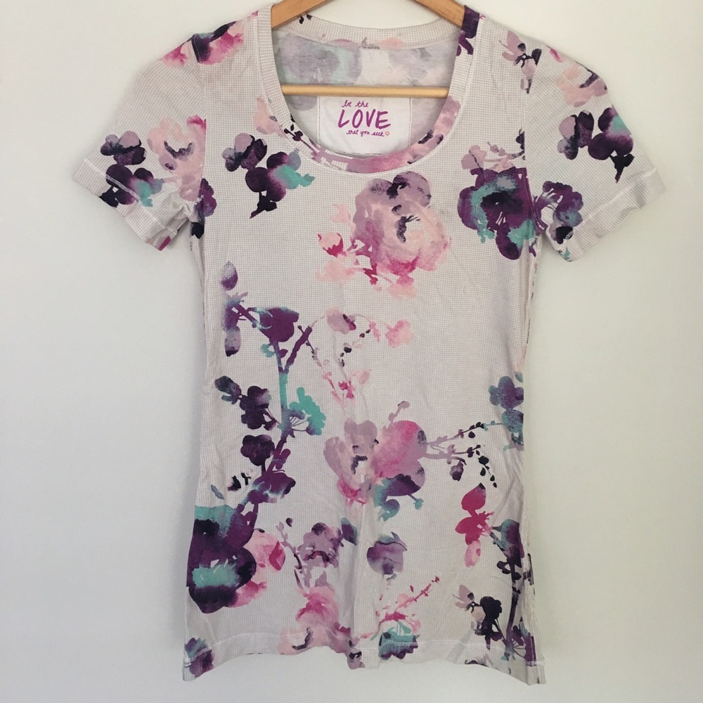 Lululemon top