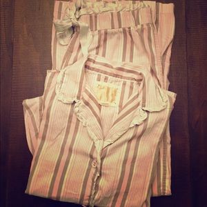 Victoria's Secret Flannel Pajama Set Size Medium