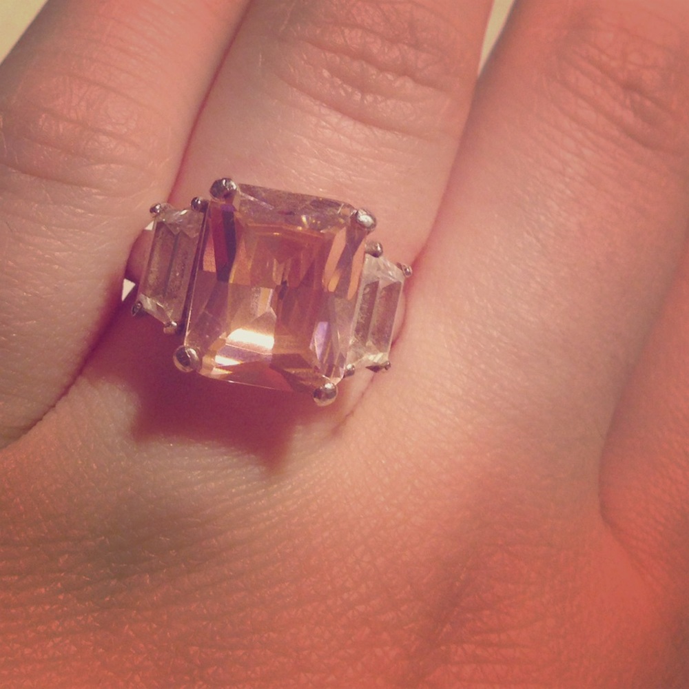 Rose quartz ring