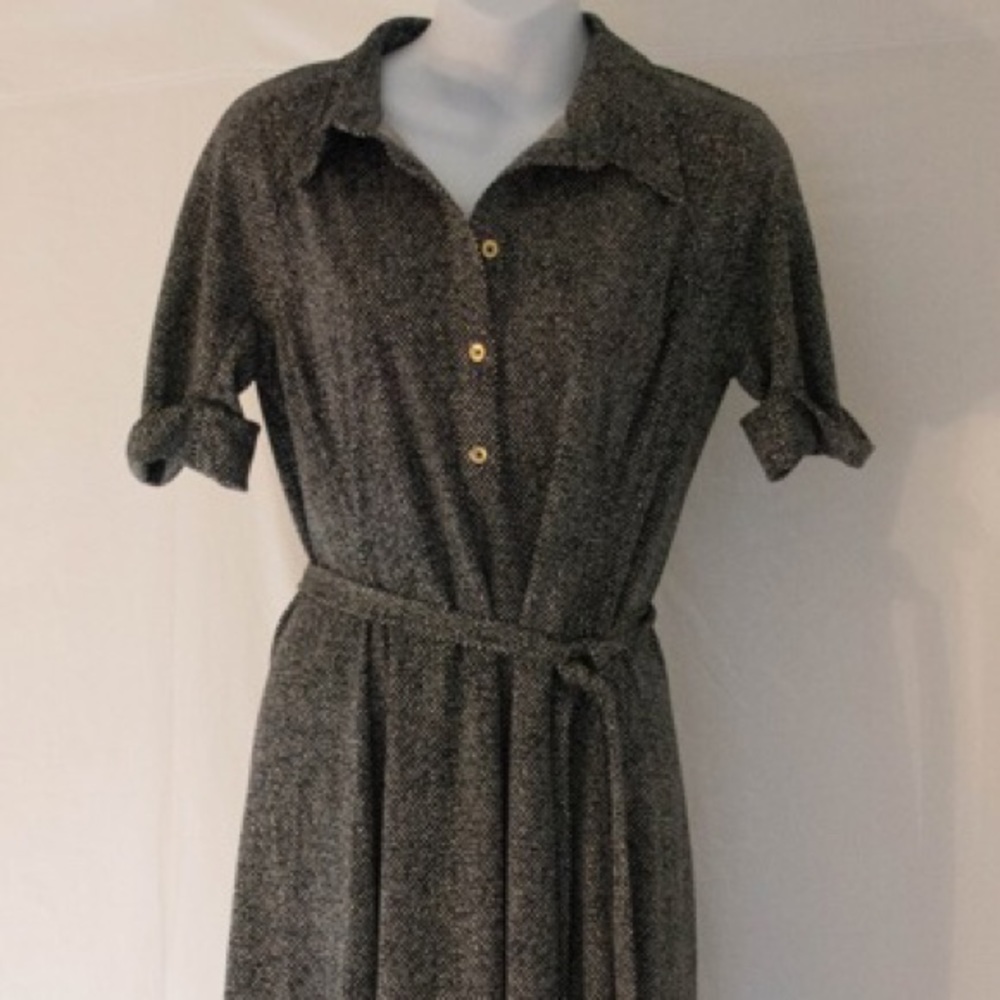 Lands End - Black & white dress perfect for work