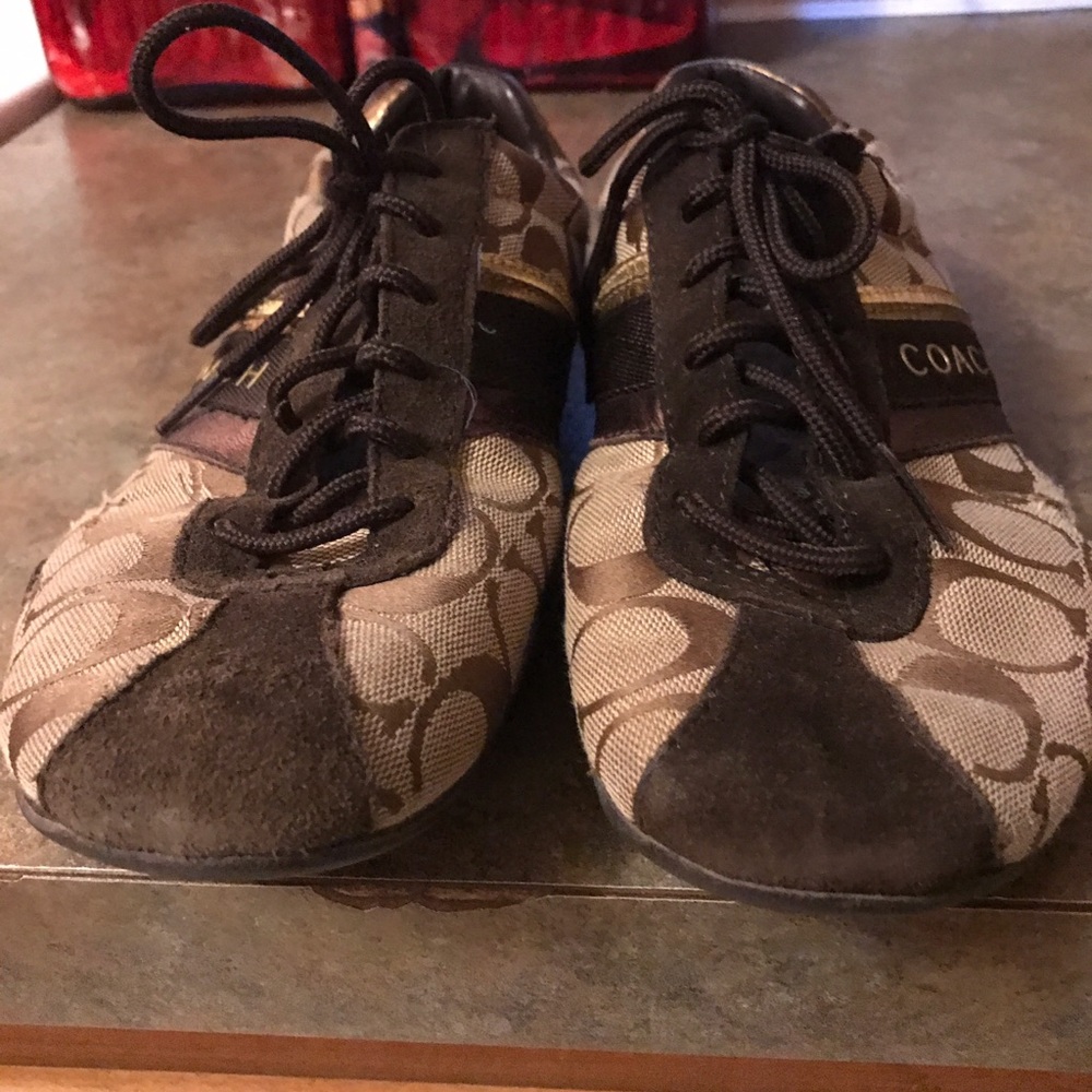 Coach tennis shoes size 7.5 - Picture 2 of 4