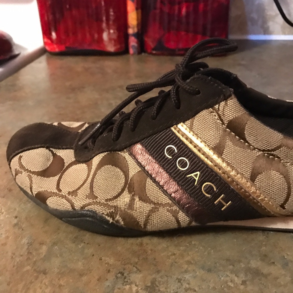 Coach tennis shoes size 7.5 - Picture 3 of 4