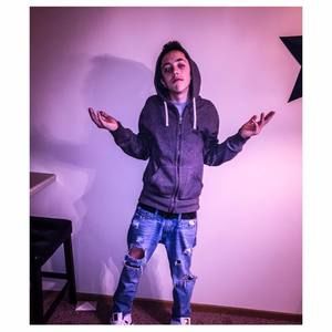 Meet your Posher, Jackson