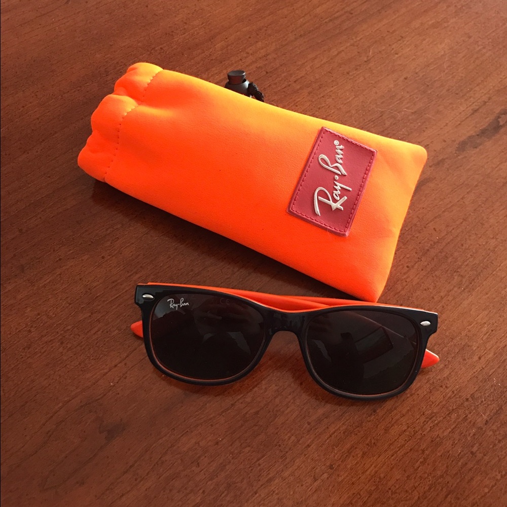 Kids ray-ban sunglasses!