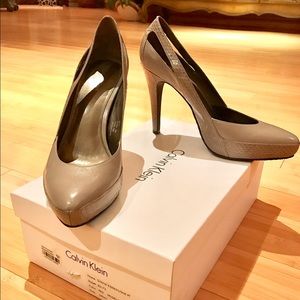 Calvin Klein dove grey heels