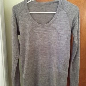 Lululemon Swiftly Tech Long Sleeve