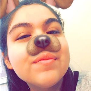 Meet your Posher, Anahy