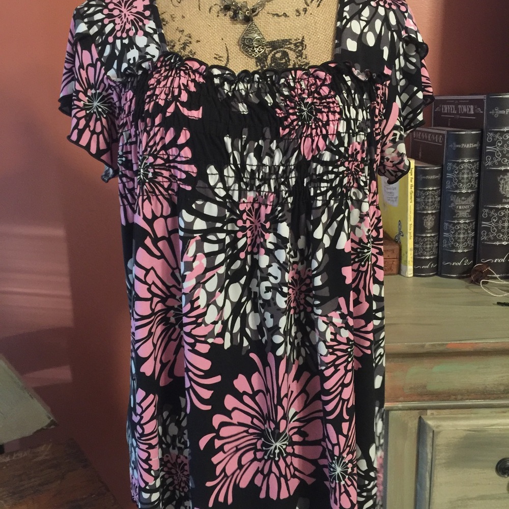 Florals top super comfortable