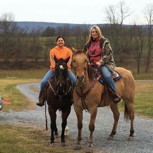 Meet your Posher, Leeann