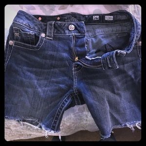 Miss me shorts (long)