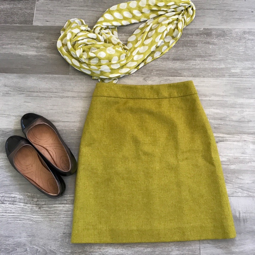 Boden Wool pencil skirt chartreuse US 4