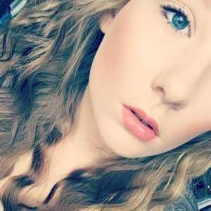 Meet your Posher, Cierra