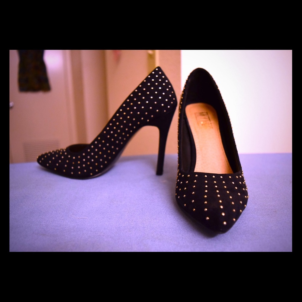 Black and Gold metal dots 3.5" heels