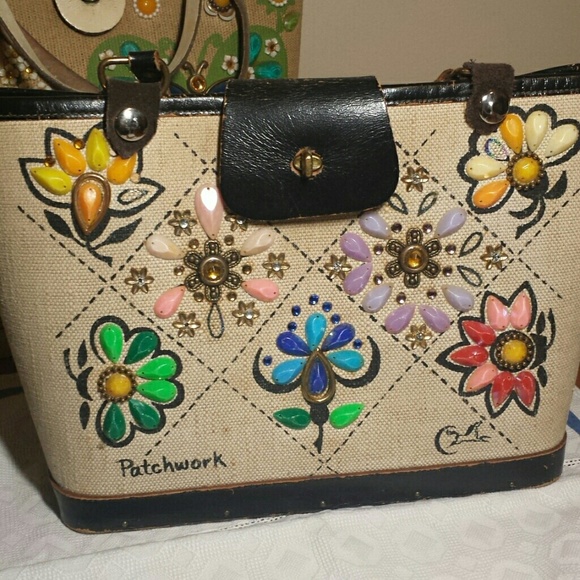 Welcome to my closet ๐ฟ๐น - Picture 5 of 5