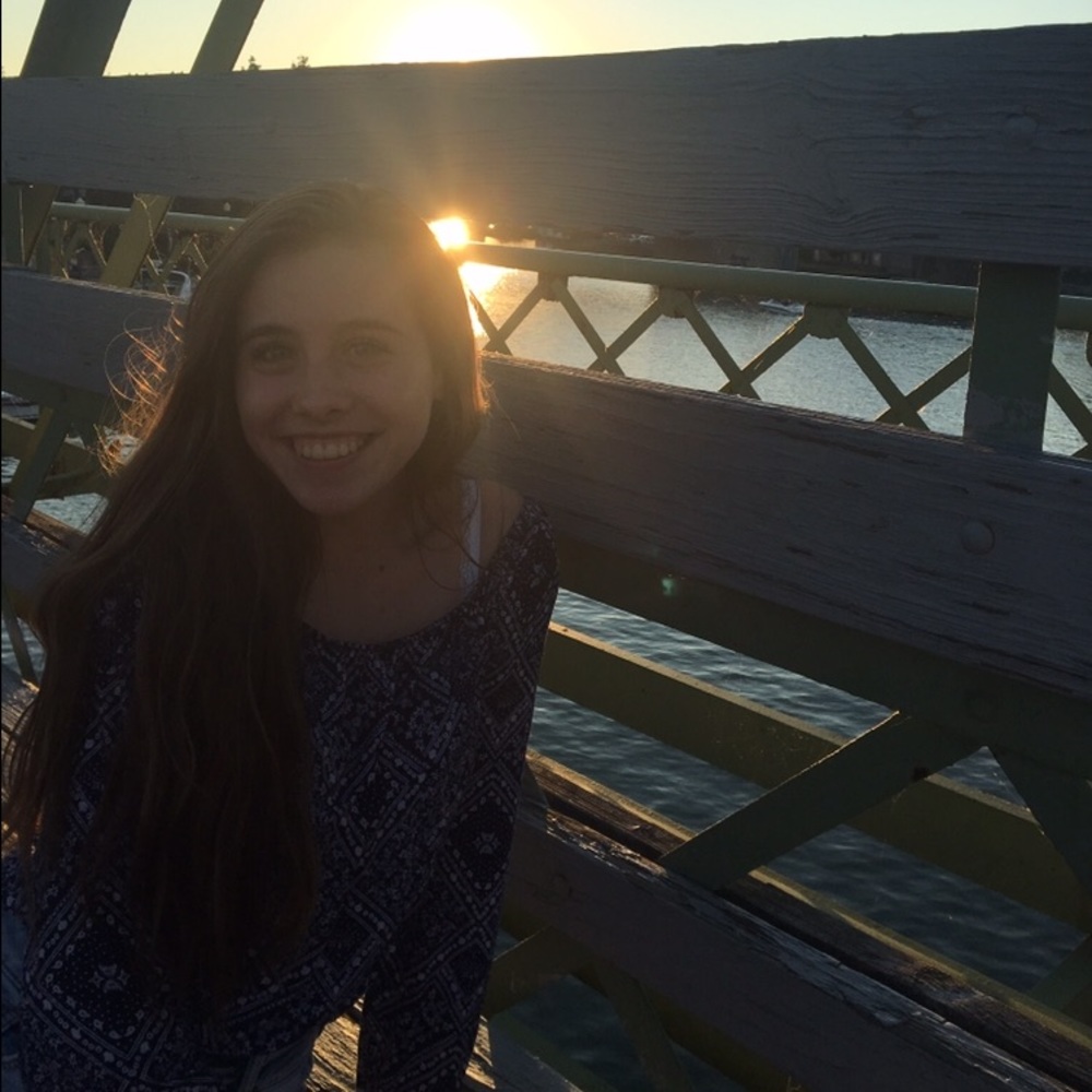 Meet your Posher, Makayla