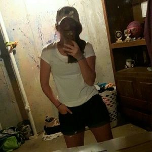 Meet your Posher, Rebekah