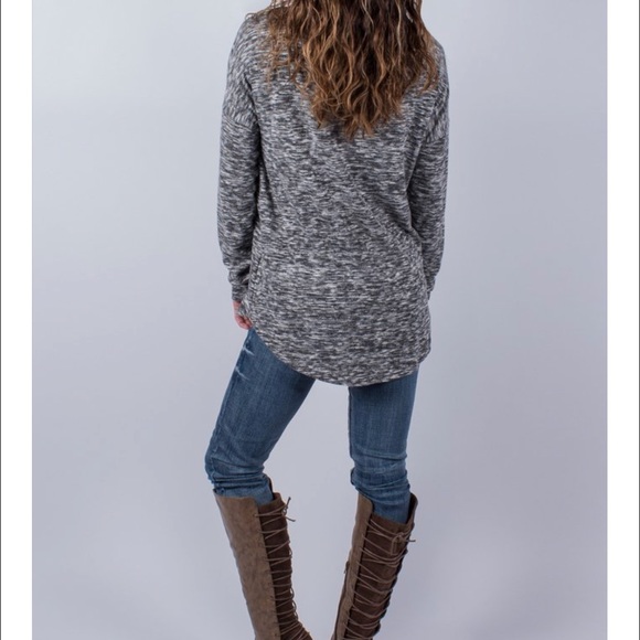 ‼️SOLD‼️Adorable Reindeer Shirt! So soft & cute!! - Picture 3 of 4