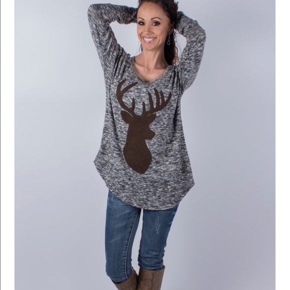 ‼️SOLD‼️Adorable Reindeer Shirt! So soft & cute!! - Picture 4 of 4