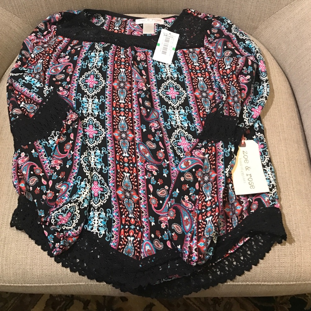 Zoe & Rose Top